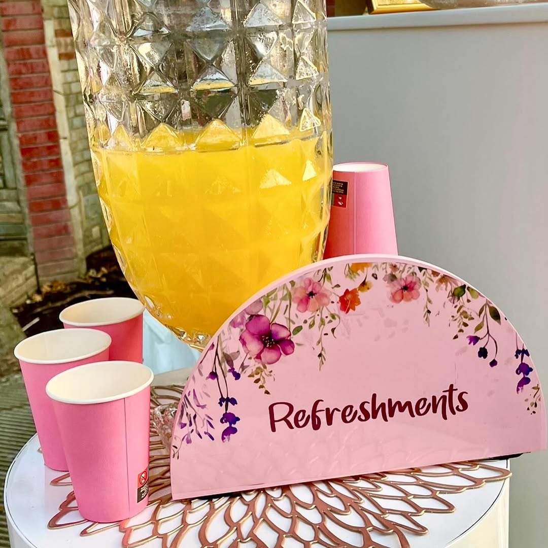 contact_slide_1_meraki